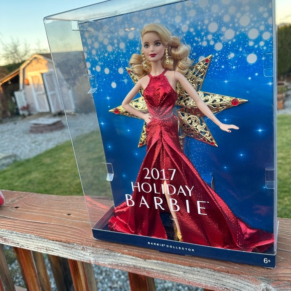 2017 Holiday Barbie Doll ~ NEW